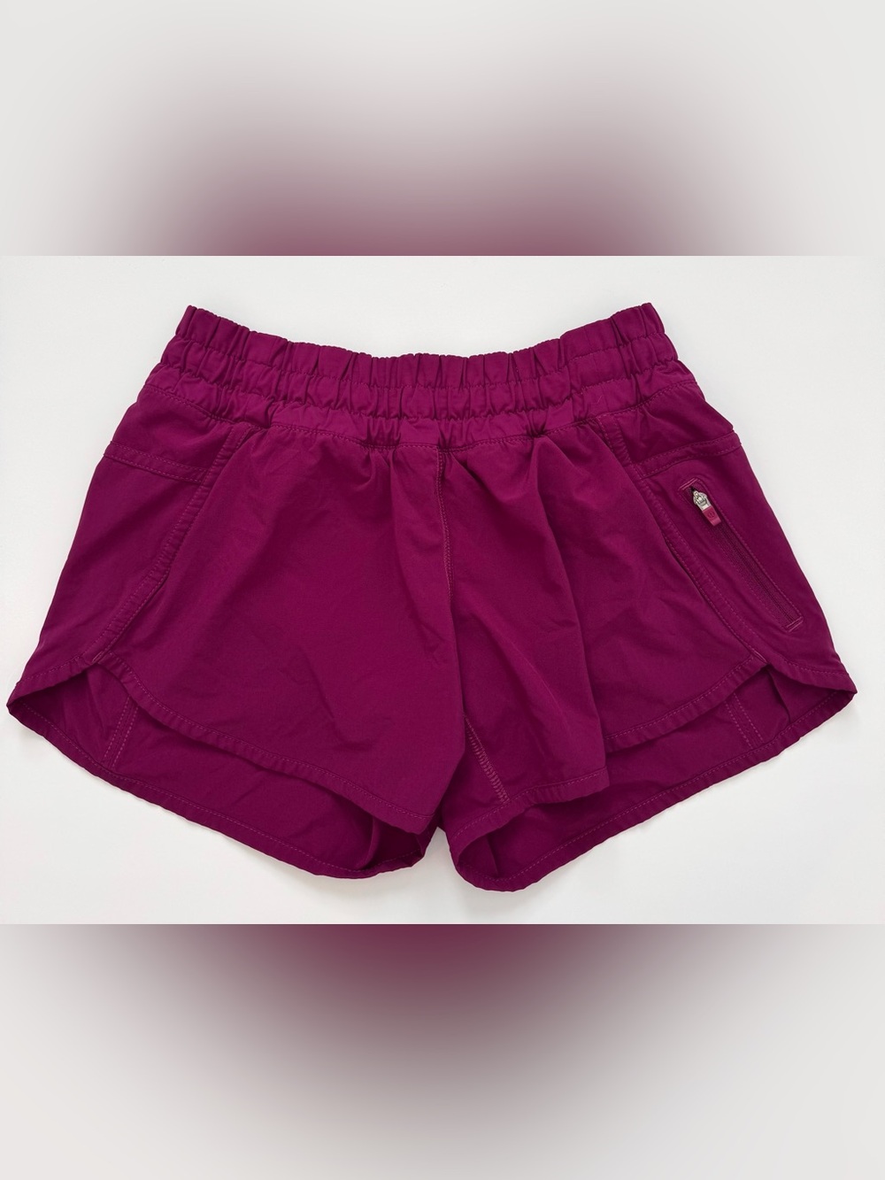 Lululemon Women’s Running Shorts Size 4 Berry Magenta Pink Lined Zip Pocket
